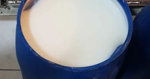 خرید وازلین سفید بی بو با قیمت استثنایی